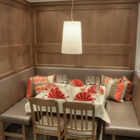 Restaurant & Engelkeller Hotel Memmingen