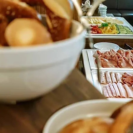 Restaurant & Engelkeller 4* メミンゲン