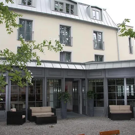 Отель Restaurant & Engelkeller