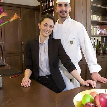 Restaurant & Engelkeller Мемминген