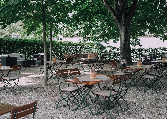 Restaurant & Engelkeller Hotel 4*