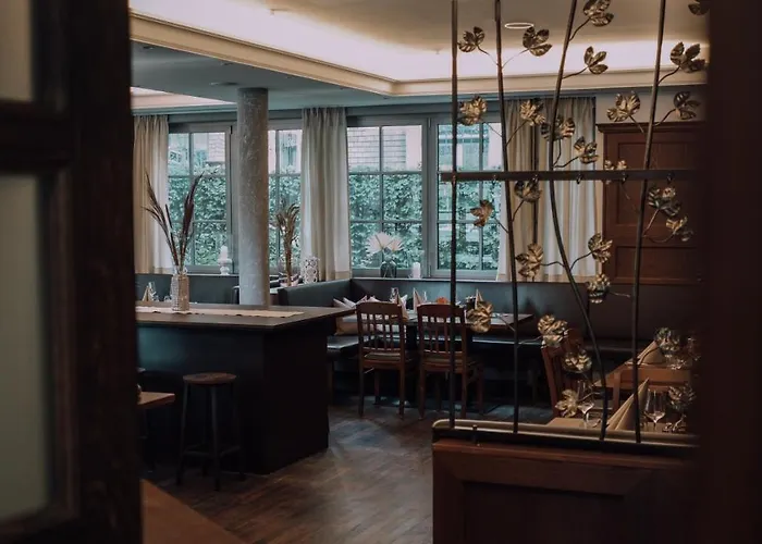 Restaurant & Engelkeller 4*